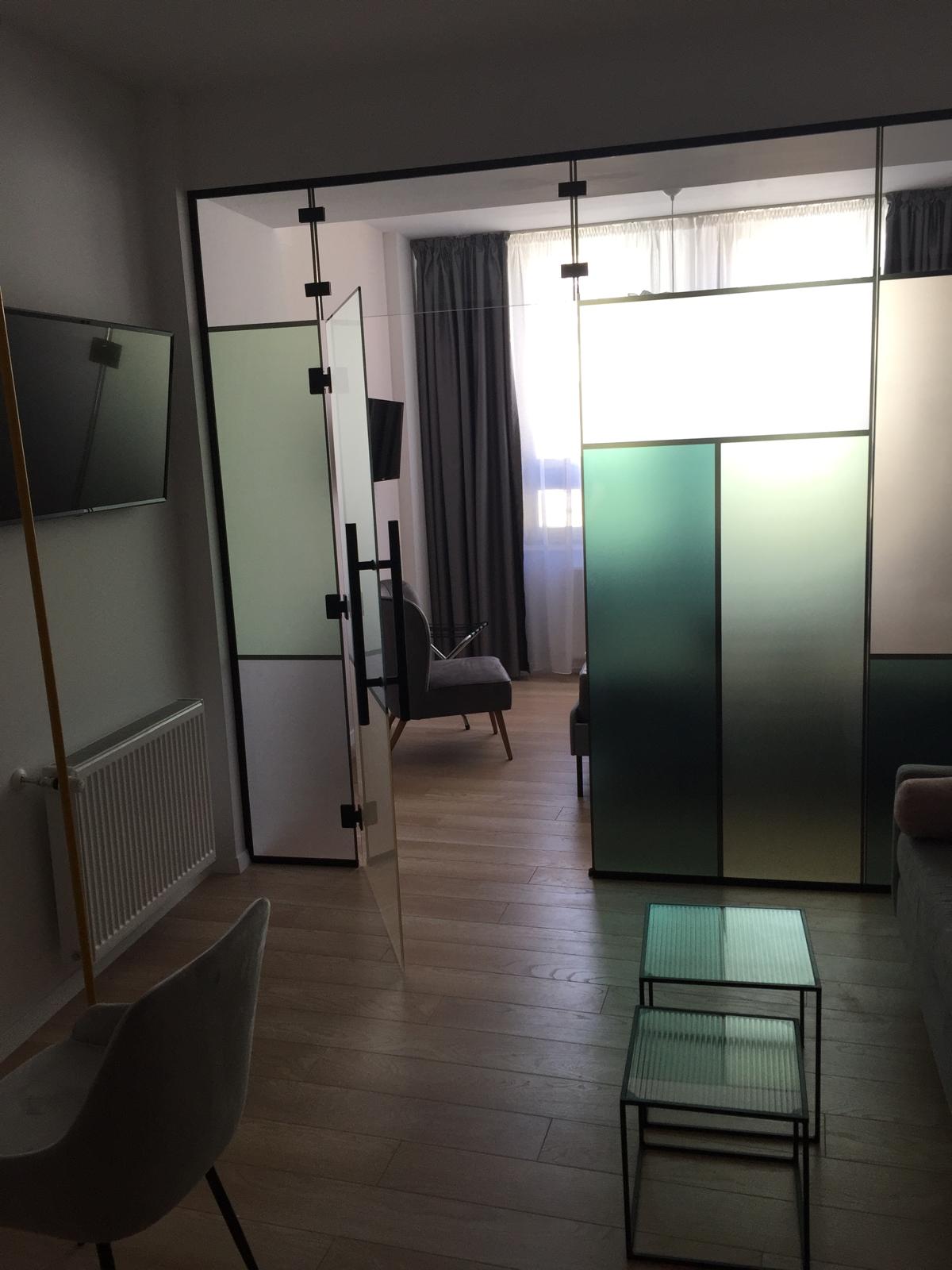 Compartimentare sticlă